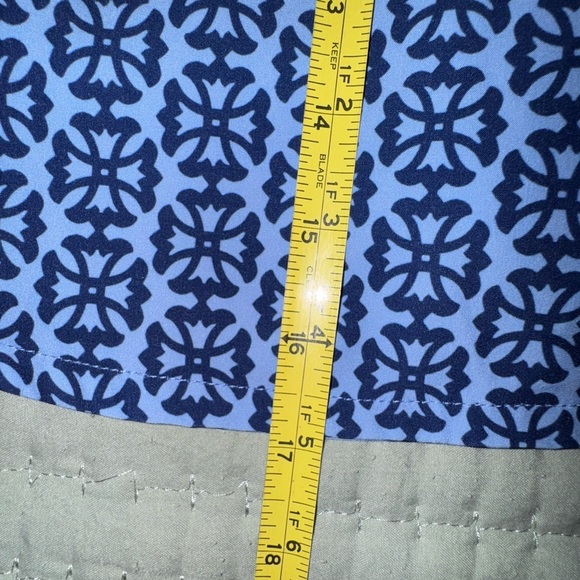 Vineyard Vines Printed Skort Cross Tulip Blue Size 8. Never worn - Picture 10 of 16